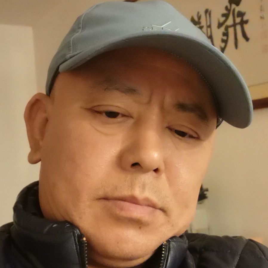 鸡翅愉快的照片