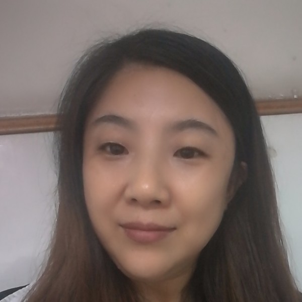 外套动人的照片