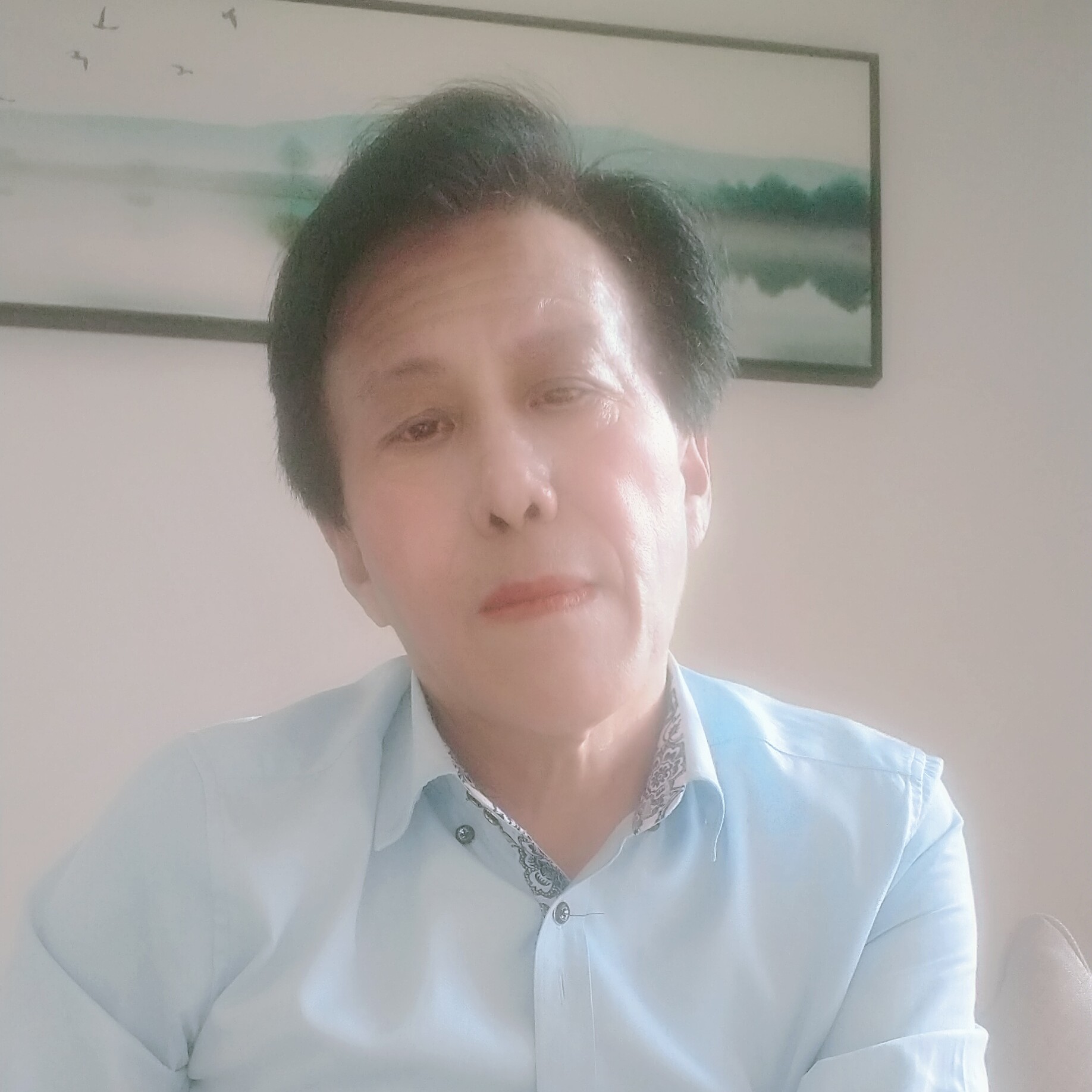 怕孤独等待奇迹的照片