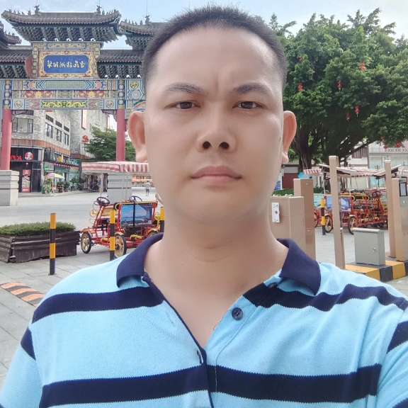愿一生一人的照片
