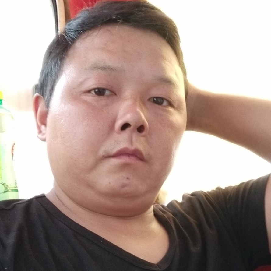 伊㊣飞的照片
