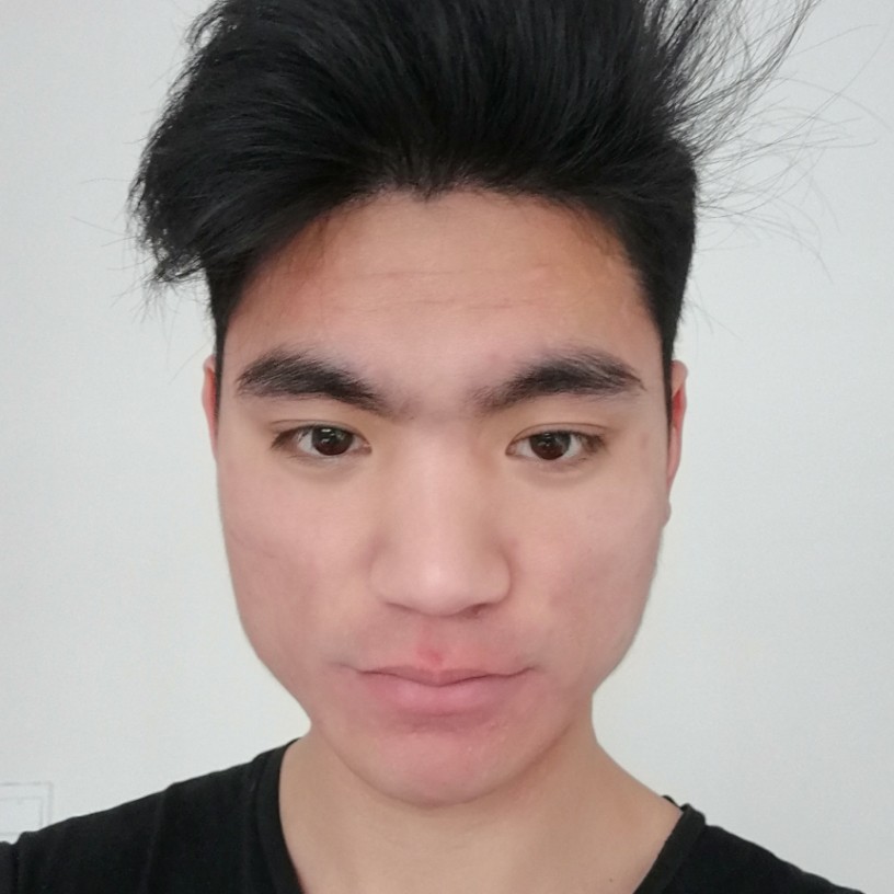 逆光而行的照片