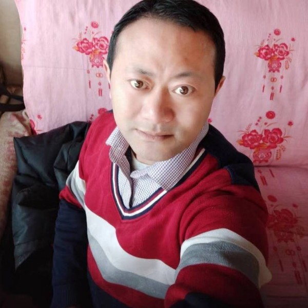 逐风粗心的照片