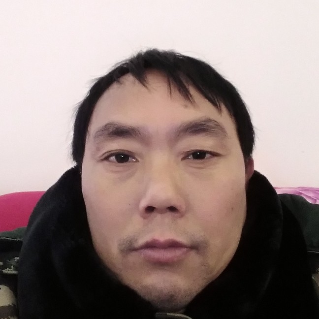 强健板凳的照片