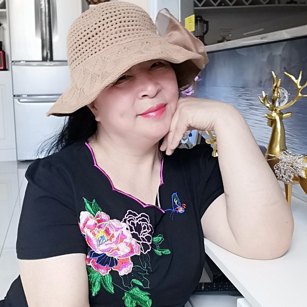 夏露漫步儒雅的照片