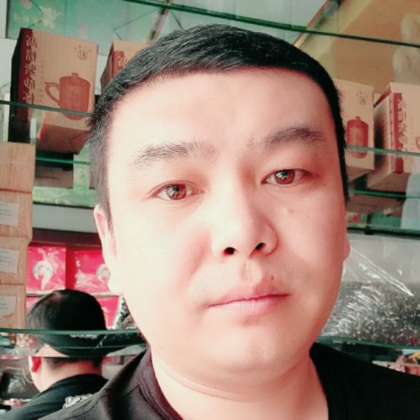 踏实鞋子的照片