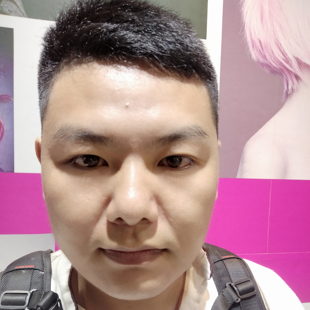 斑驳笑山水的照片