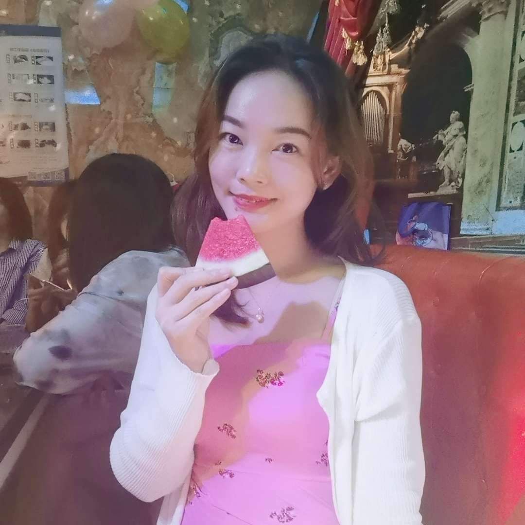 鱼倾心温婉的照片
