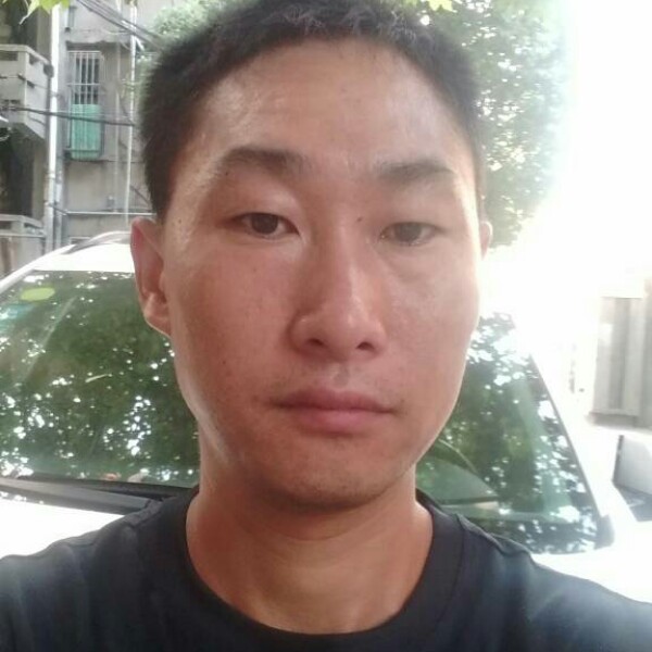 辛勤青栀的照片