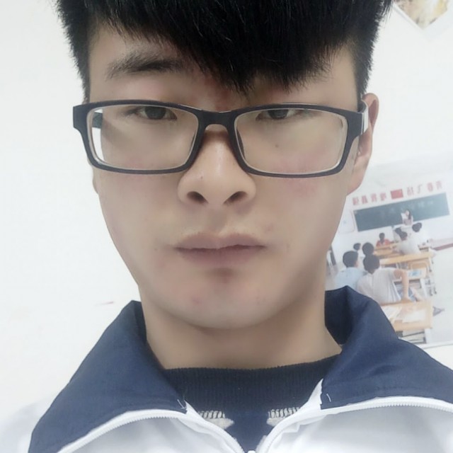 矮小青衫的照片