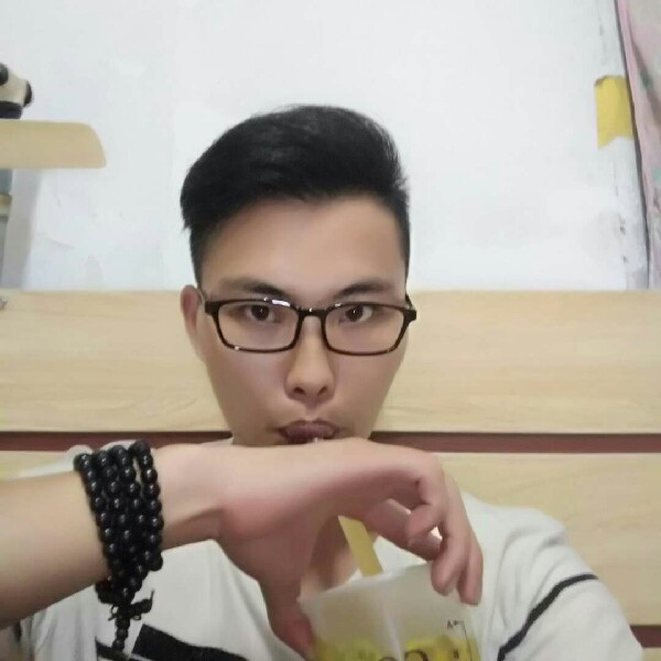 好大两棵树的照片