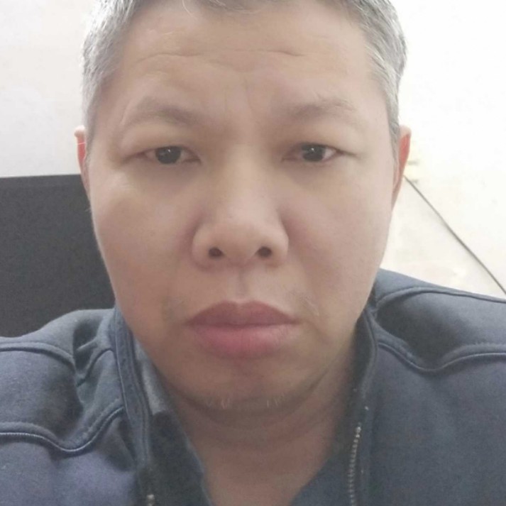 落寂放弃暖阳的照片