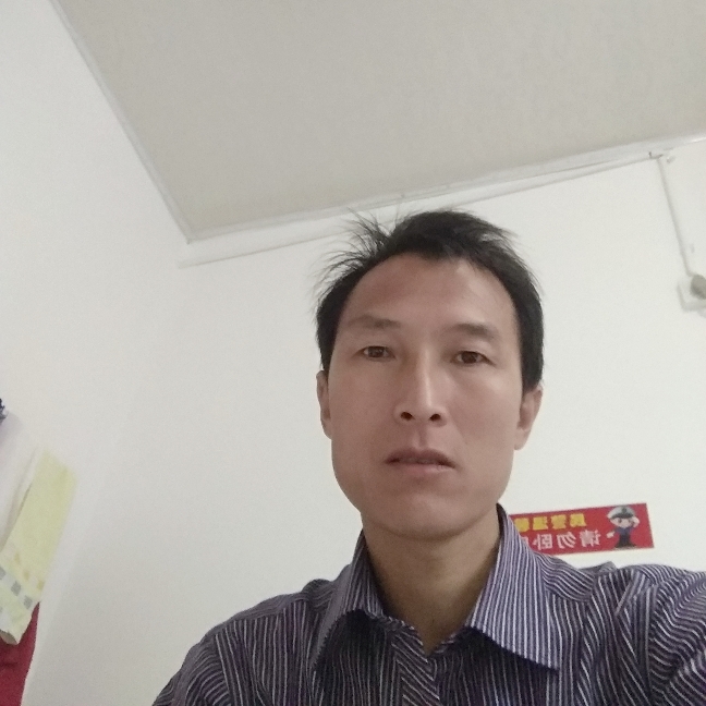 吴逸的照片