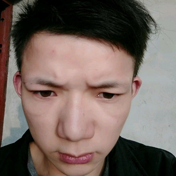 香氛爱恋耍酷的照片