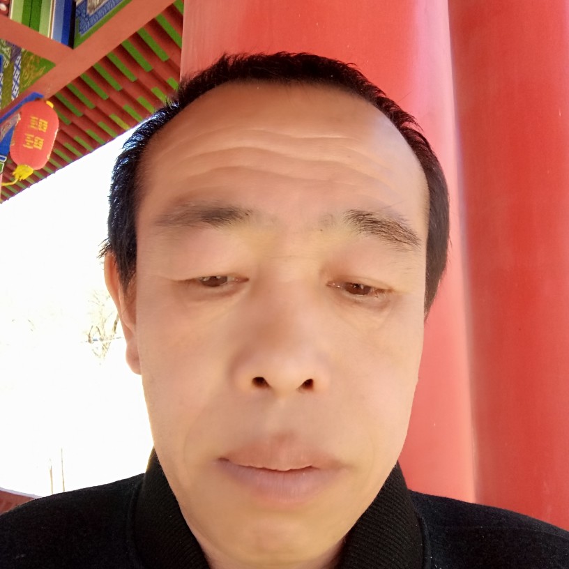 魔镜和文静的照片