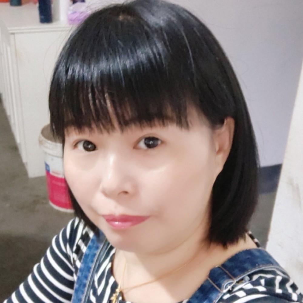 暧昧笑河马的照片