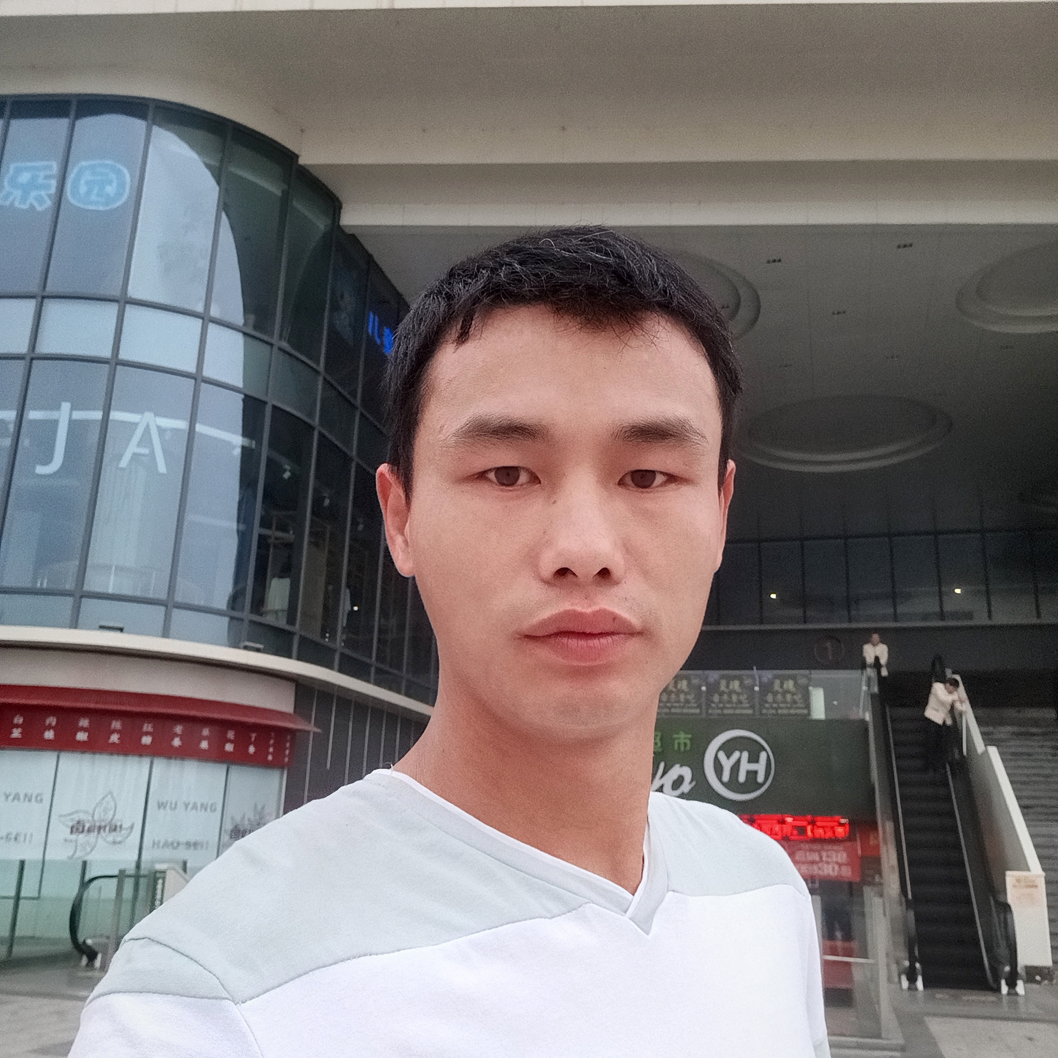 落寞回首沧澜的照片