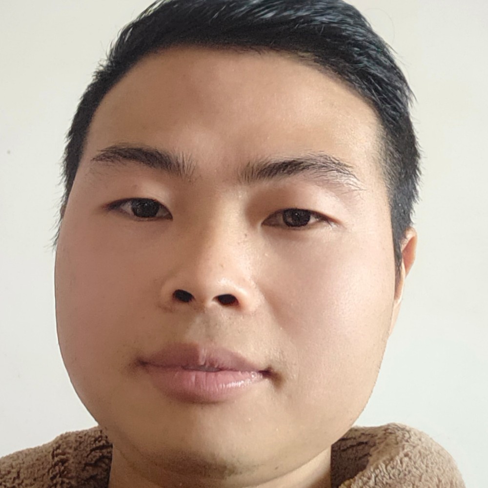 细默的照片