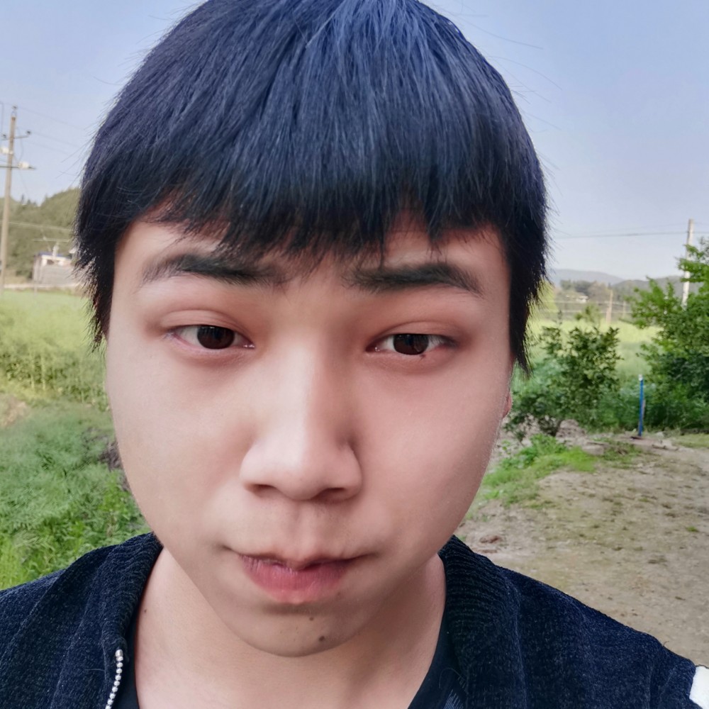 靓丽那羽裳ftu的照片
