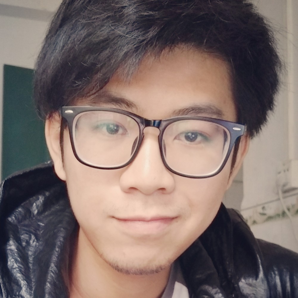 禤为论的照片