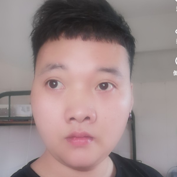 吴庆余的照片