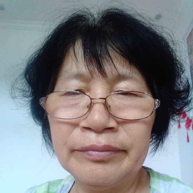 文静拾忆小蜜蜂的照片
