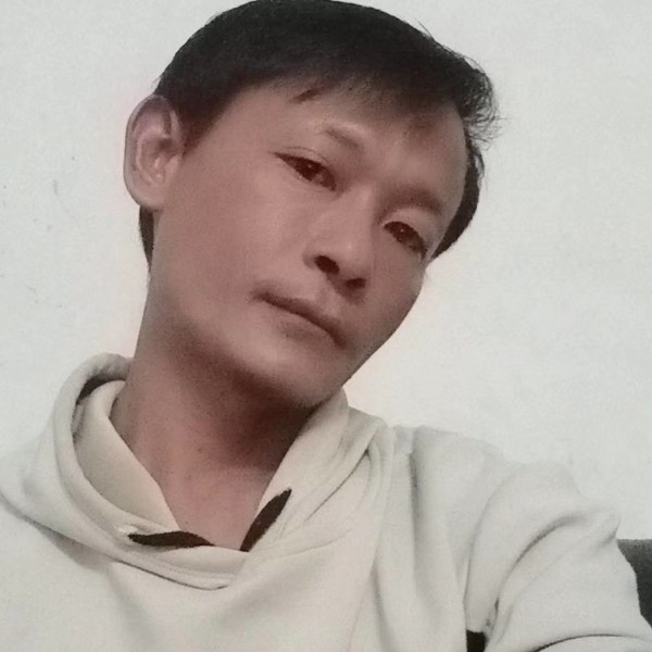 宝贝向幸福的照片