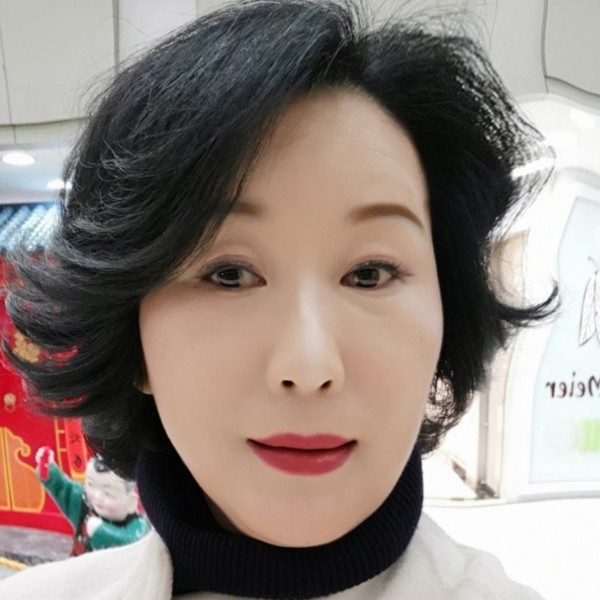 Amn的照片