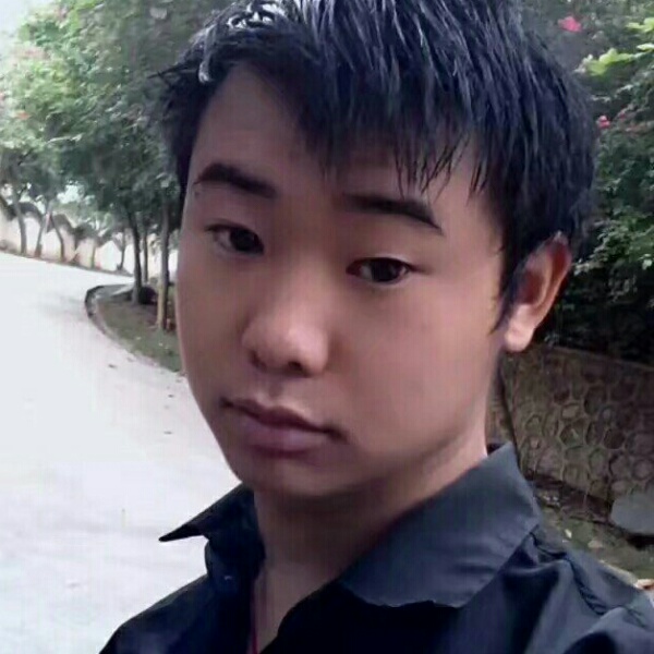初雨漫步会撒娇的照片