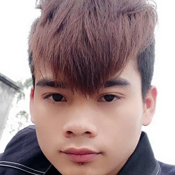 背后爱恋涟漪的照片