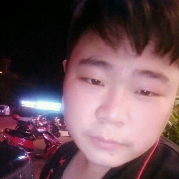 语气委婉深情款款的照片