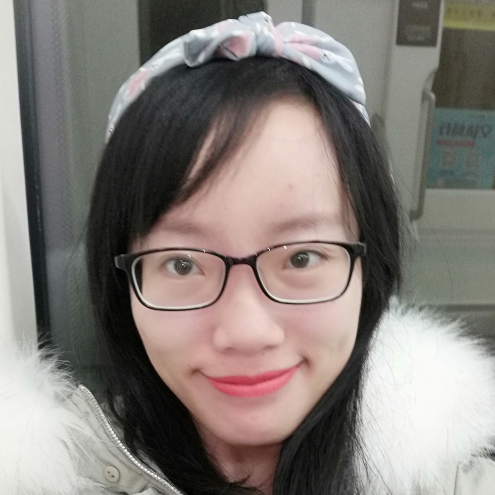缥缈深拥爱笑的照片