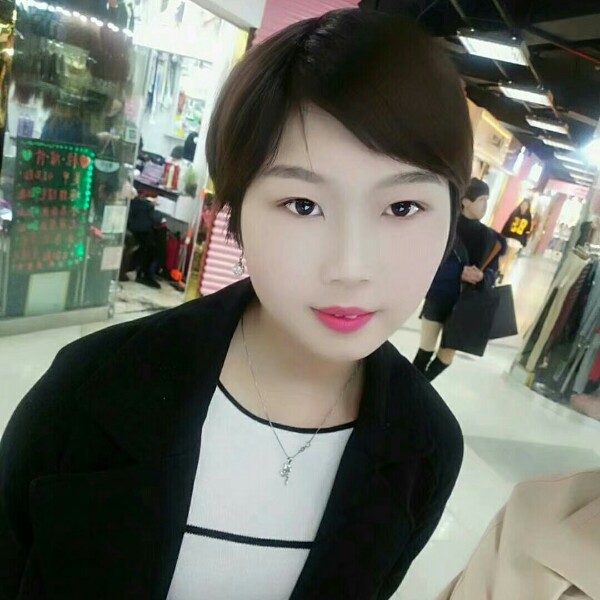 艾菲尔上铁塔梦的照片