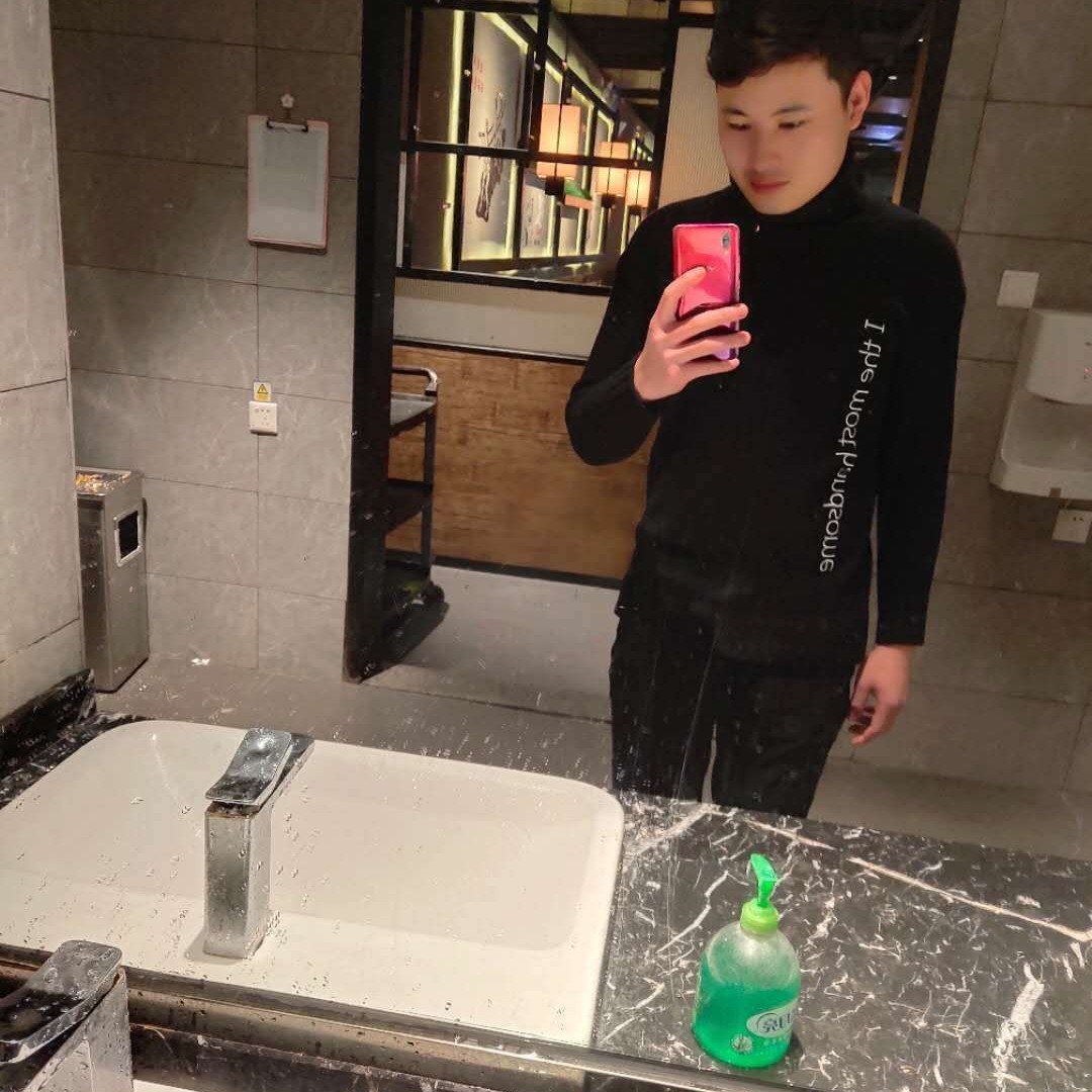 殷勤停止秋颜的照片