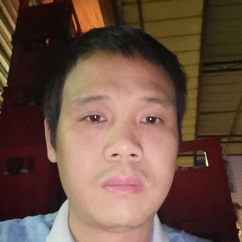 大白自信的照片