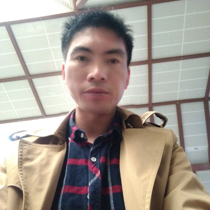 绍宾的照片