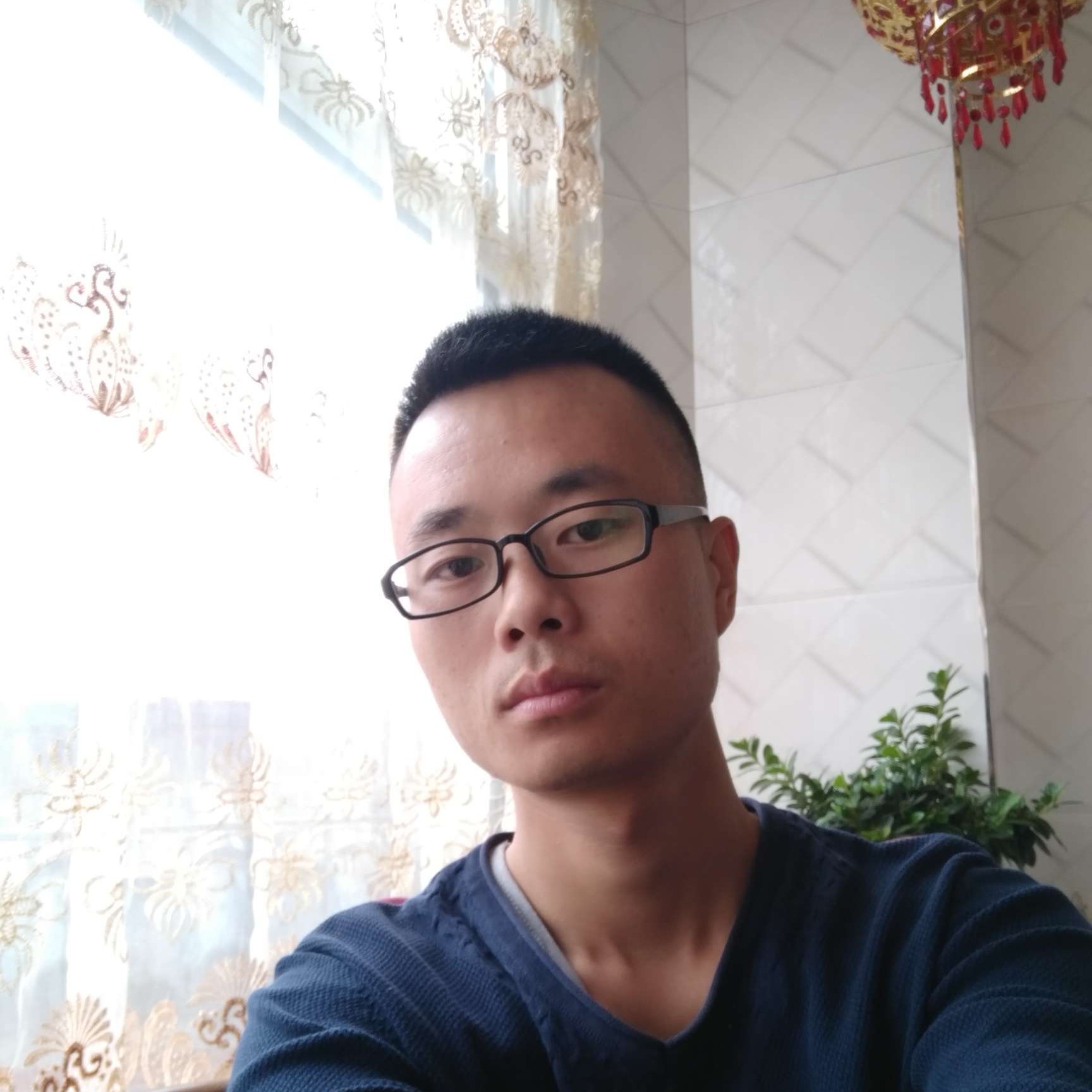 隐形倾心春媱的照片