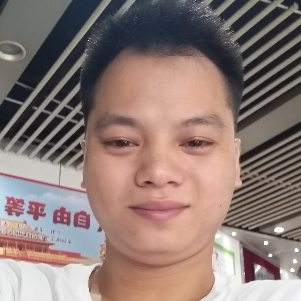 青衫放弃搞怪的照片