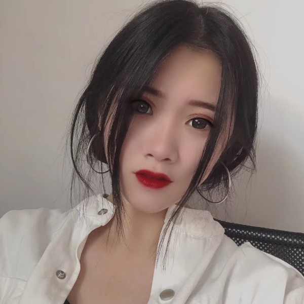 小巧請故事的照片