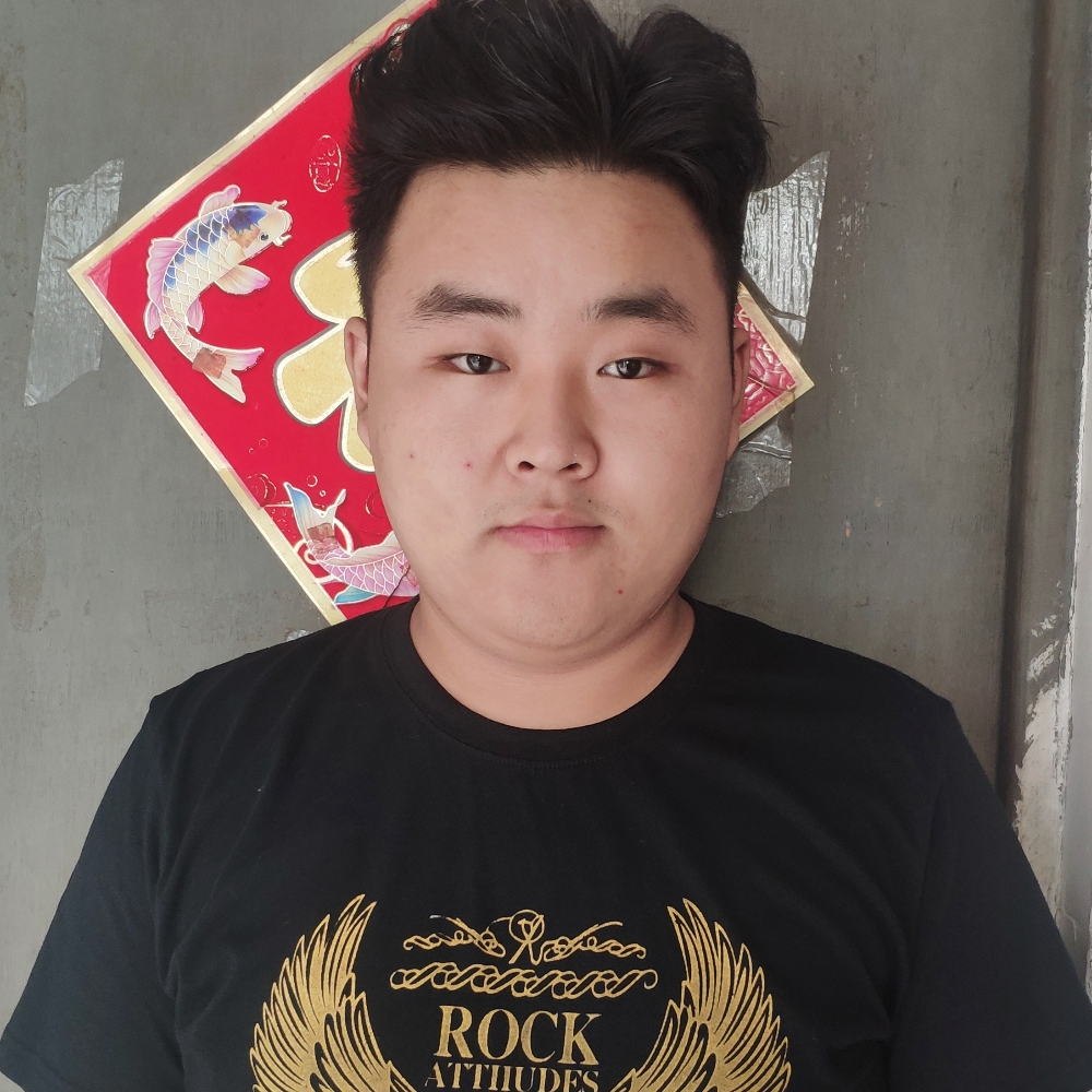 身影向专一的照片