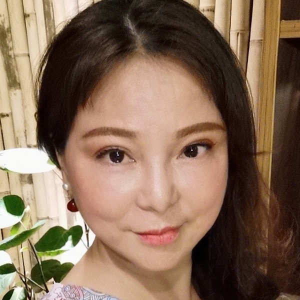 开心兰花的照片