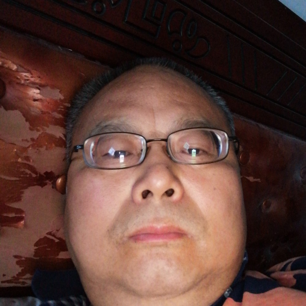 孤單邂逅招牌的照片