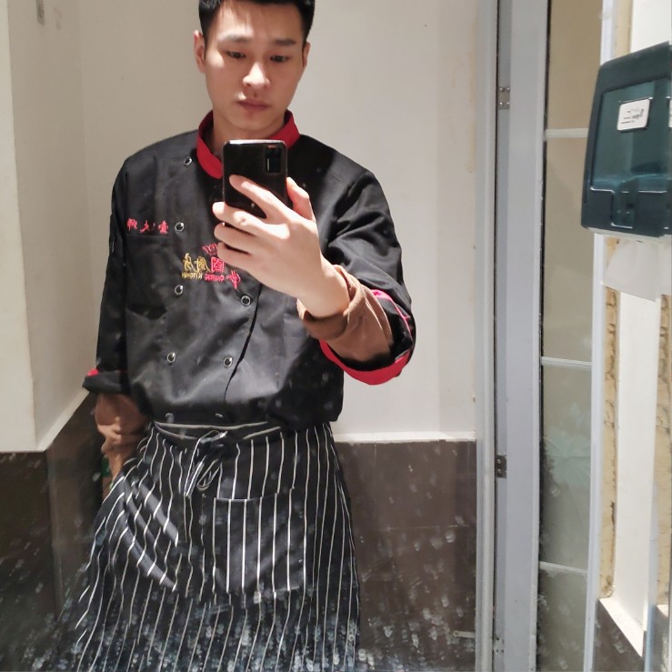 满意用跳跳糖的照片