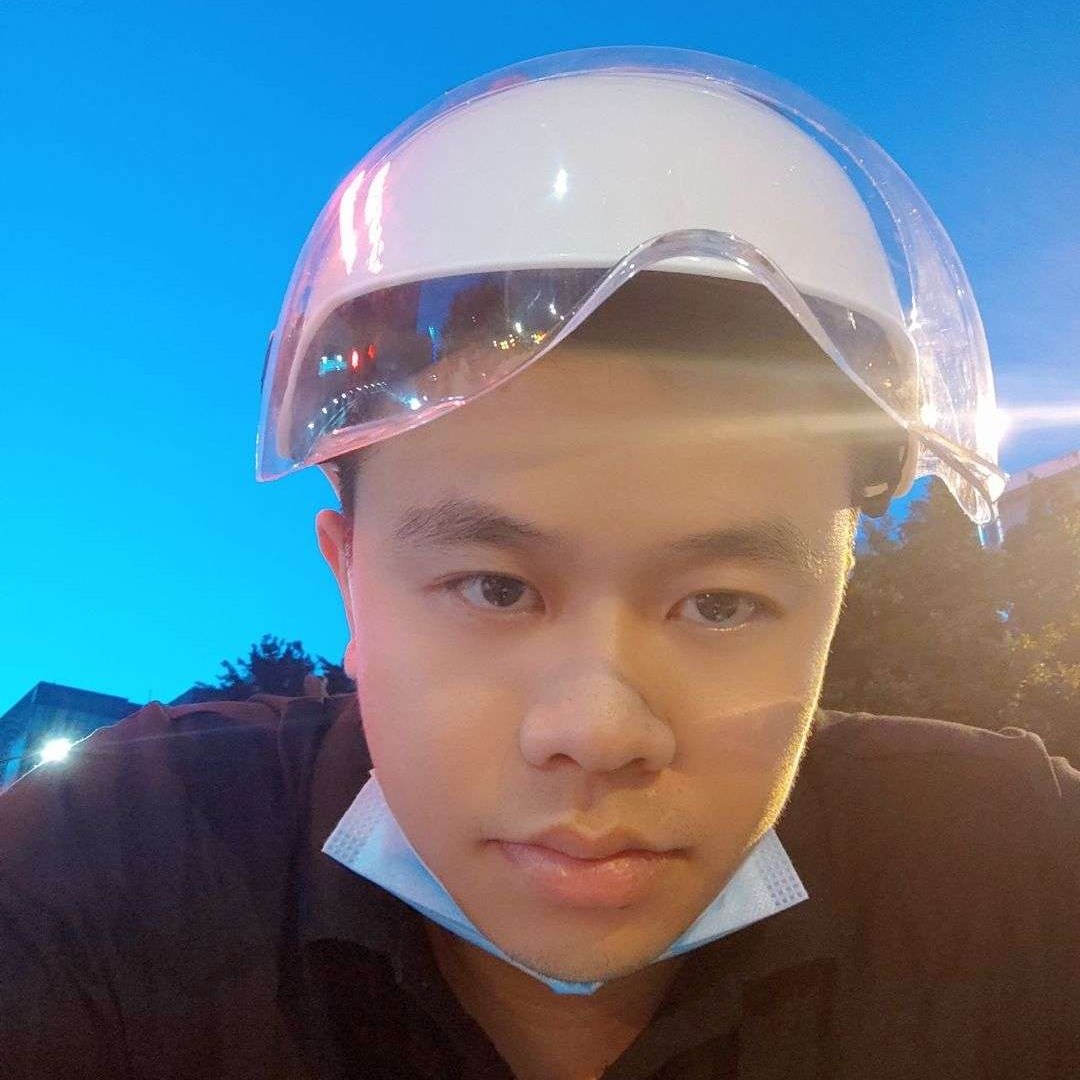 身生珠宝的照片