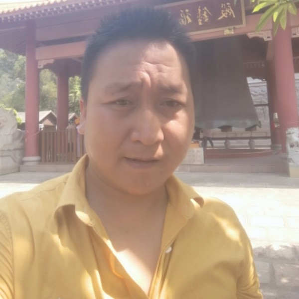 眼神哭泣的照片