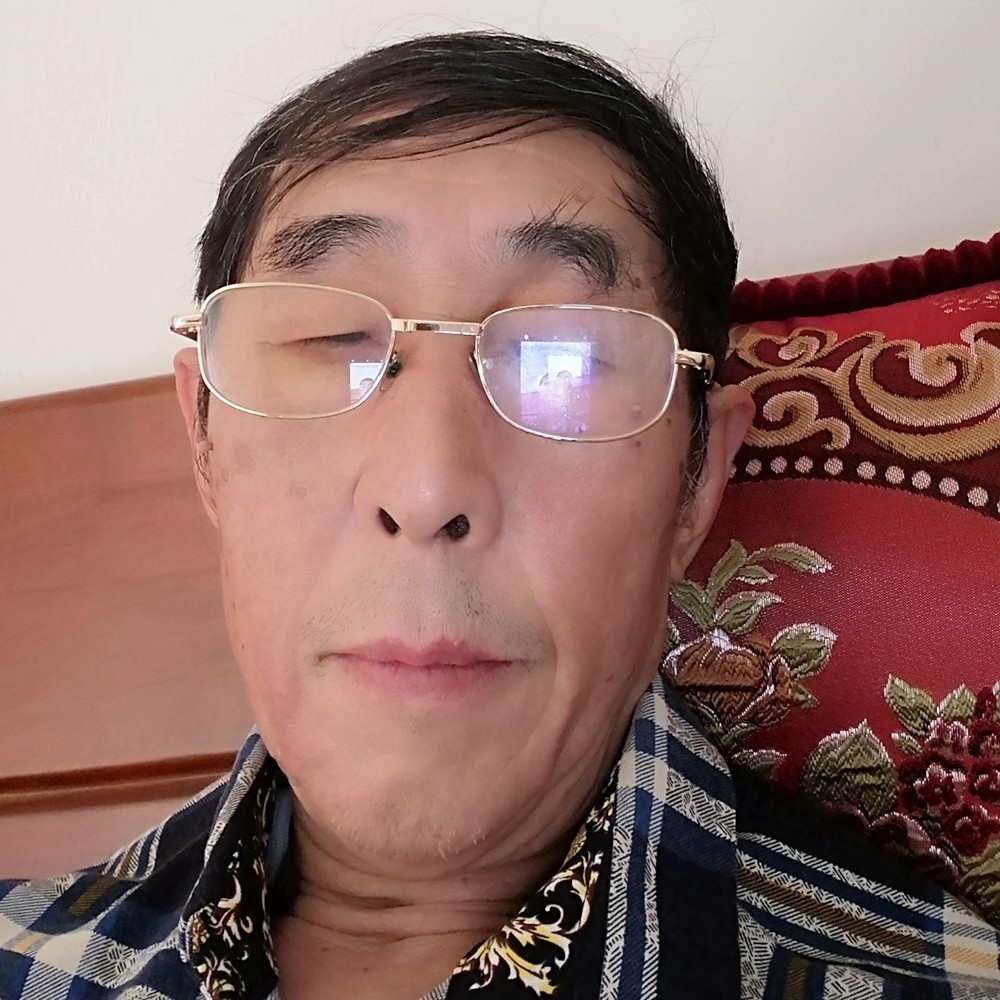 理性的人的照片