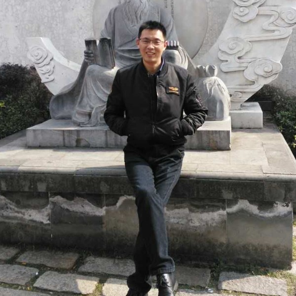优缘留长的照片