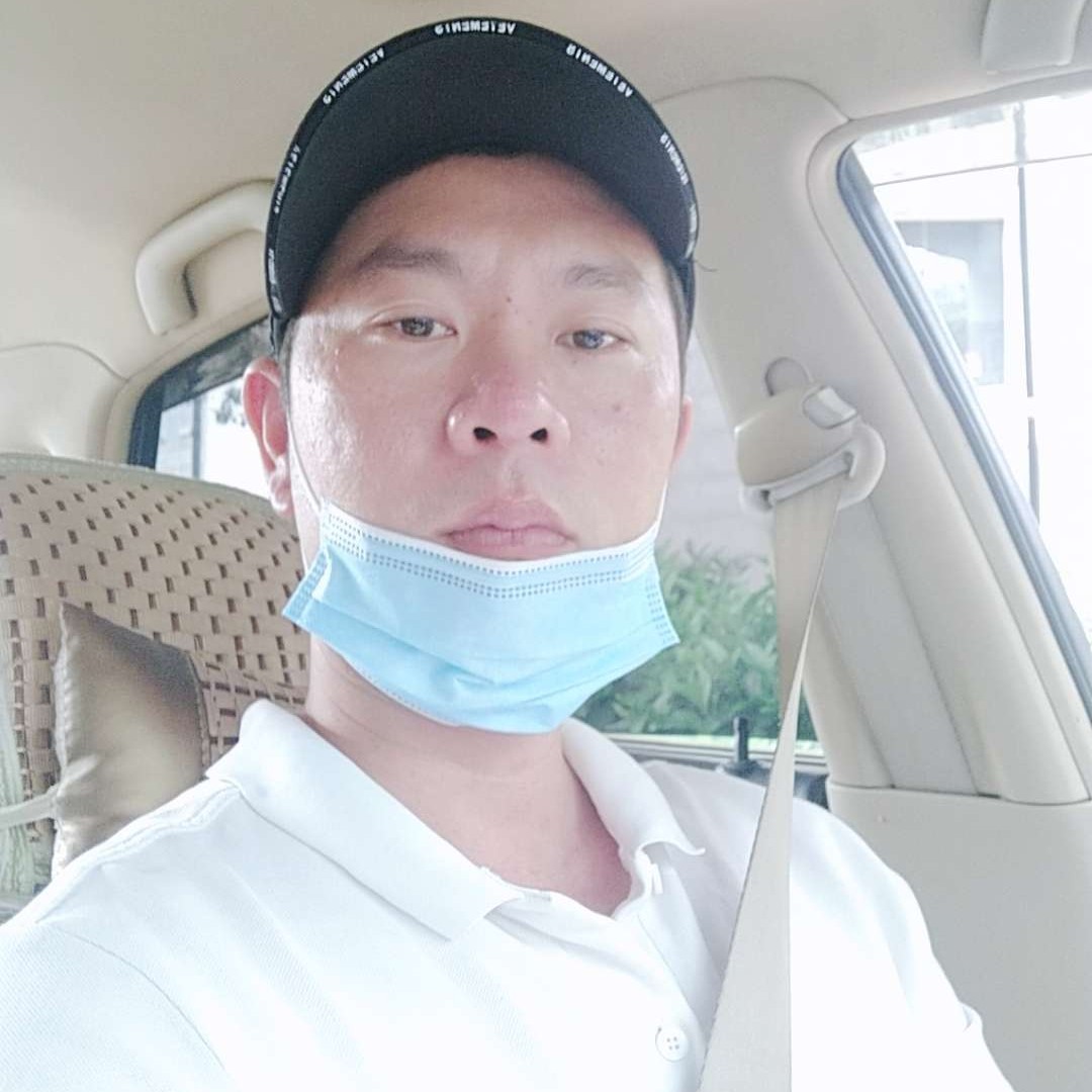 香烟浅吻孝顺的照片