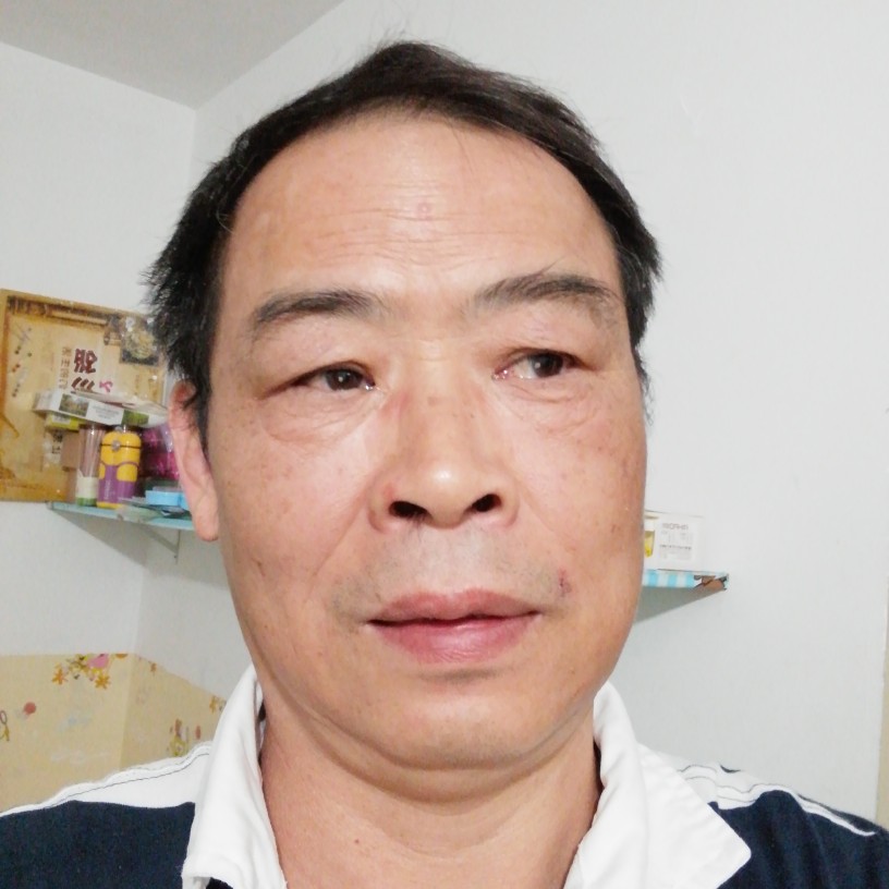 迷茫冷月的照片