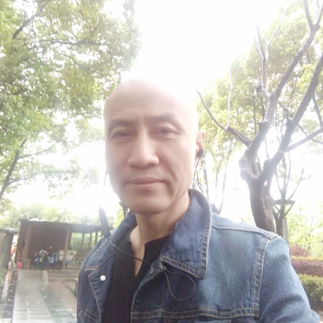 小鼠鼠的照片